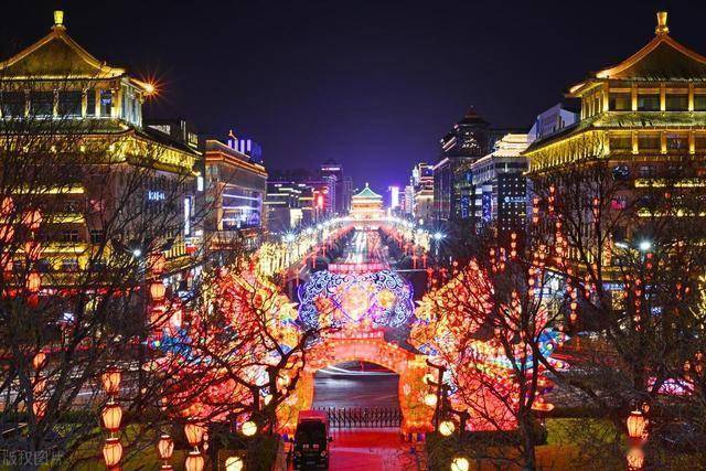 最适合春节去的10个地方：避开人潮，体验年味与美景的完美融合