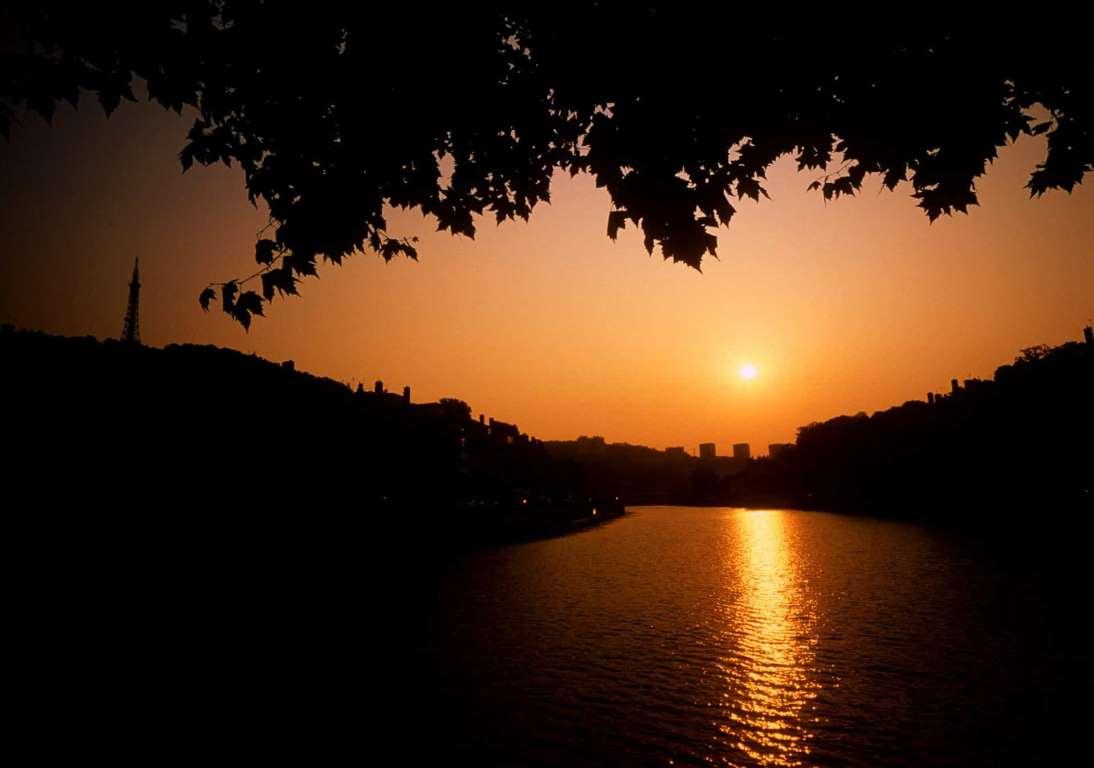 想去旅行去哪里好？这3个因素帮你轻松选对目的地，告别选择困难症